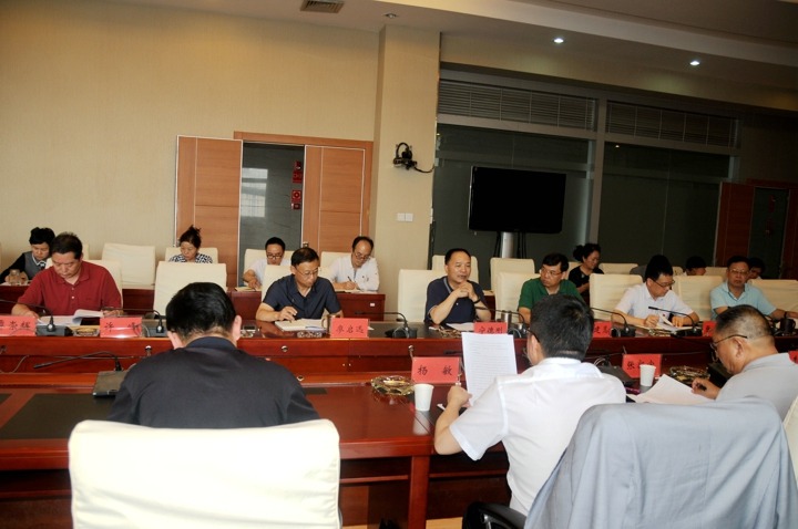 省委“不忘初心、牢记使命”主题教育第十四巡回指导组在省国资委相关领导的陪同下到云南贝斯特bst2288化工集团有限公司召开主题教育调研座谈会