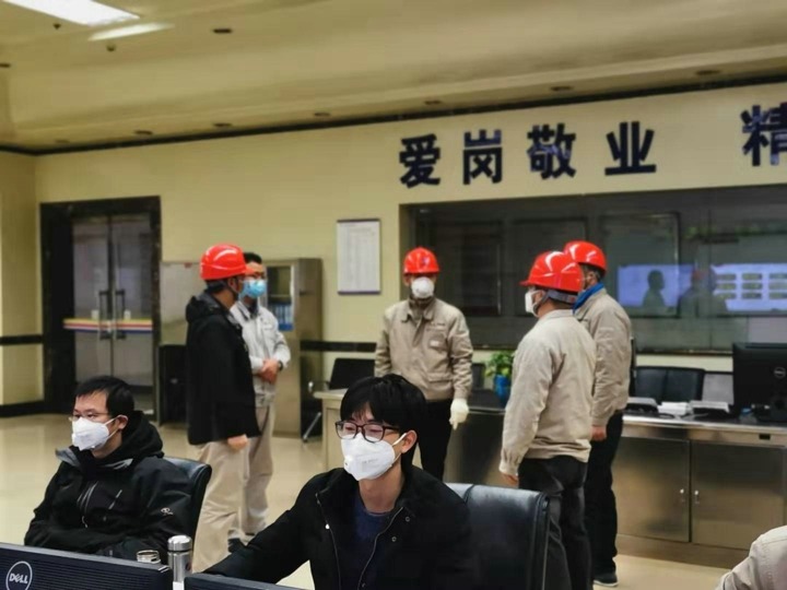 万众一心共克时艰，众志成城战胜疫情